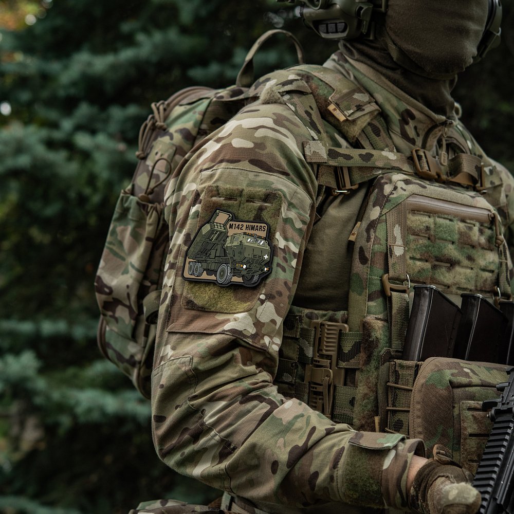 himars-patch-shoulder-panel HIMARS PVC patch attached to shoulder Velcro panel outdoor use