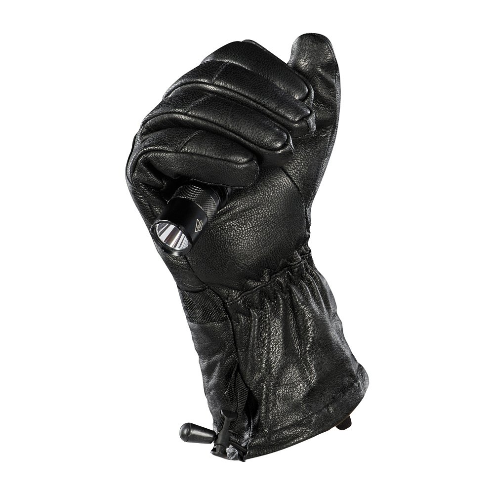 winter-tactical-gloves-holding-flashlight Winter leather tactical gloves providing secure grip holding flashlight